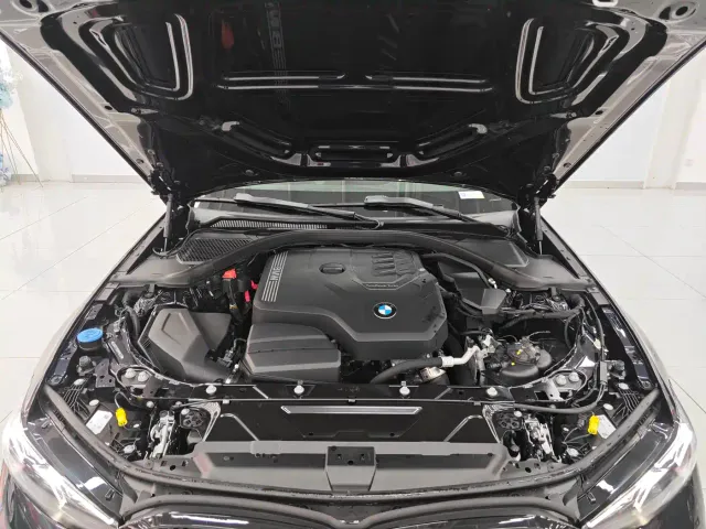 BMW 3 Series — Фото автомобиля 20