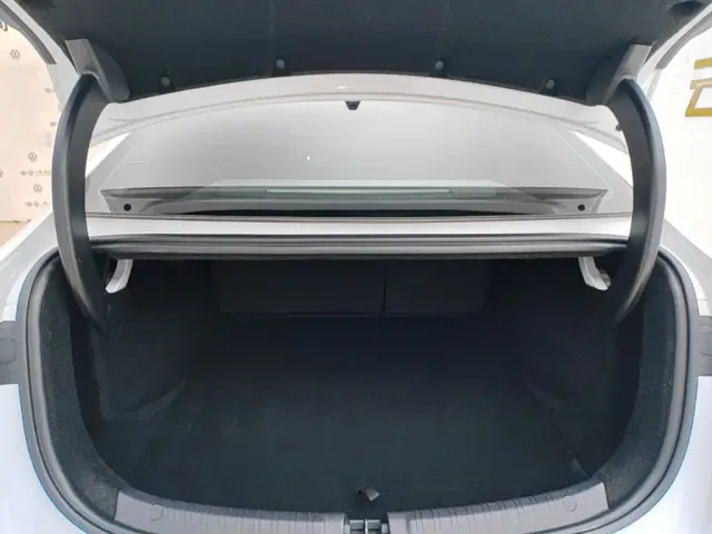 BYD Qin L — Фото автомобиля 18
