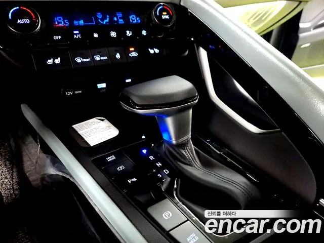 Hyundai Avante CN7 — Фото автомобиля 9