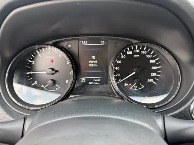Nissan X-Trail — Фото автомобиля 14