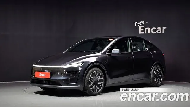 Фотография автомобиля — Tesla Model Y
