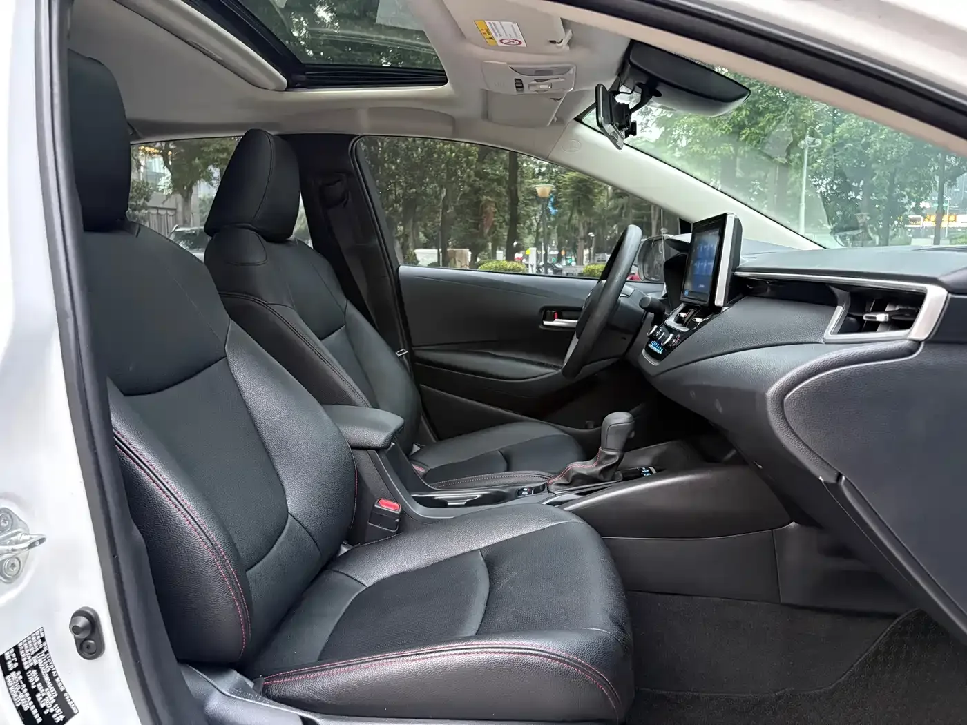 Toyota Corolla 2021 1.2T S-CVT Elite PLUS Edition — Фото автомобиля 11