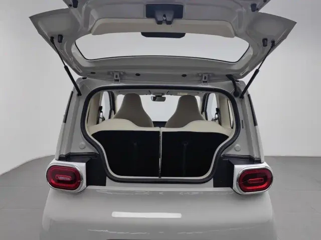 Wuling Hongguang Mini EV — Фото автомобиля 16