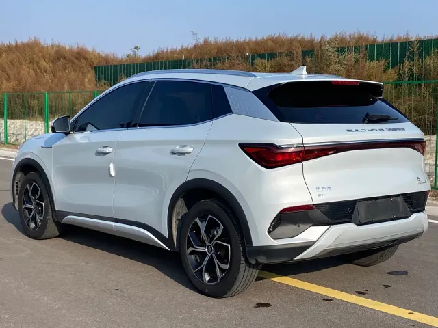 BYD Yuan PLUS — Фото автомобиля 6