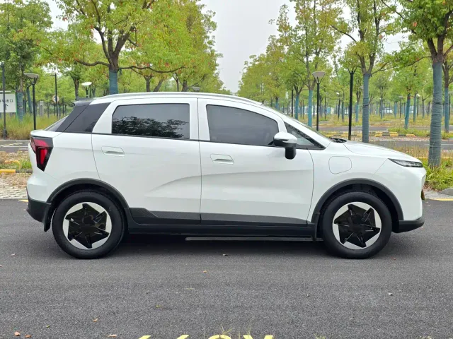 Geely Geometry E Firefly — Фото автомобиля 8