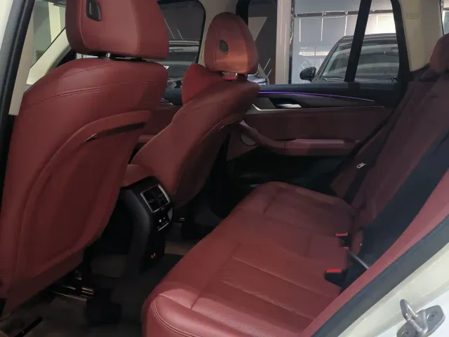 BMW X3 — Фото автомобиля 15
