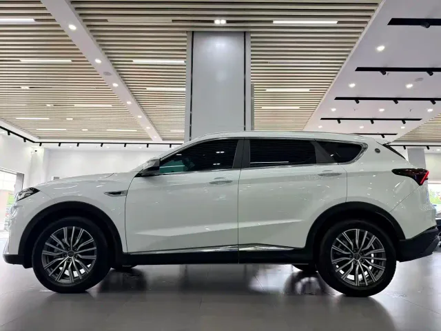 Jetour X70 Plus — Фото автомобиля 3