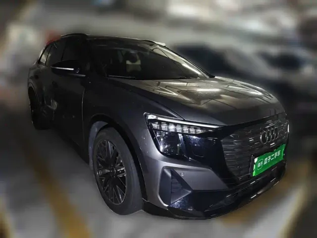 Audi Q5 e-tron — Фото автомобиля 24