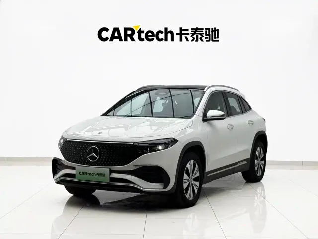 Фотография автомобиля — Mercedes-Benz EQA