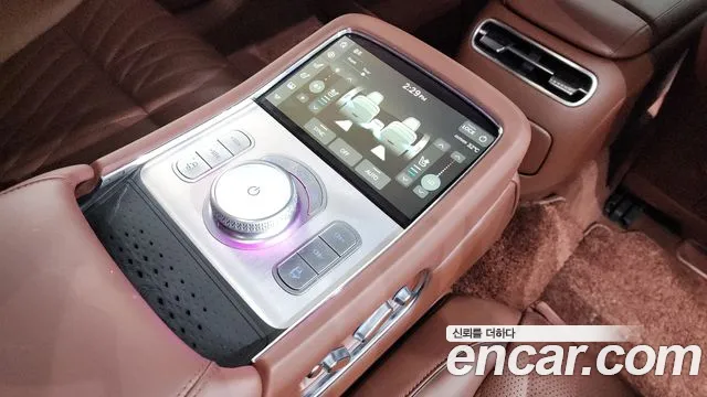 Genesis G90 Бензин 3.5 турбо AWD — Фото автомобиля 26