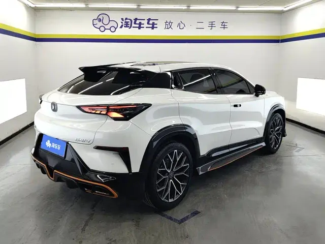Changan UNI-T — Фото автомобиля 3