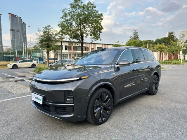 Фотография автомобиля — Li Auto L8