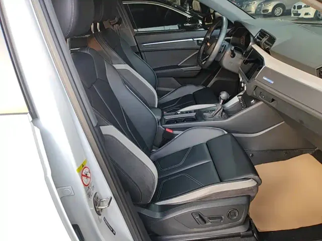 Audi Q3 — Фото автомобиля 24