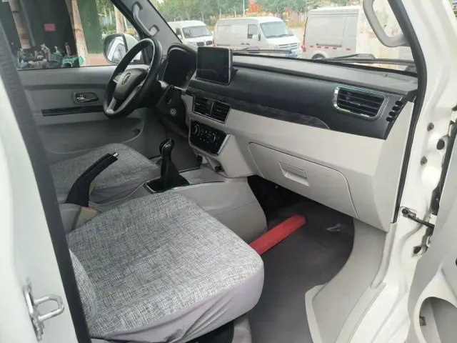 Jinbei New Hiace S — Фото автомобиля 14