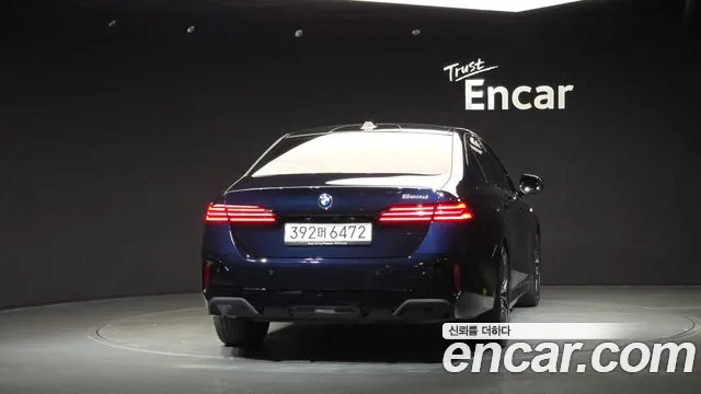 BMW 5 Series G60 — Фото автомобиля 4