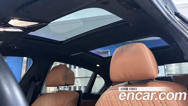BMW 7 Series G11 — Фото автомобиля 19