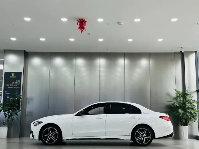 Mercedes-Benz C-Class — Фото автомобиля 9
