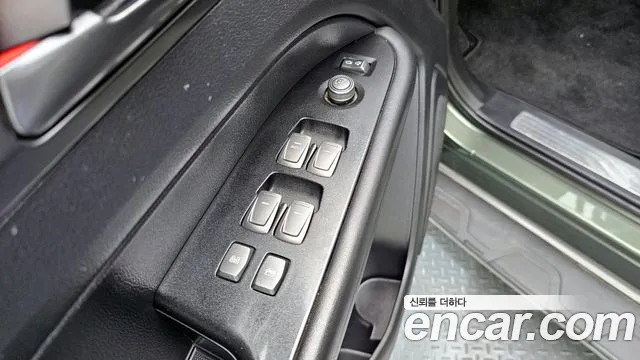 KG_Mobility_Ssangyong Rexton Новый Rexton Sport Дизель 2.2 4WD — Фото автомобиля 17