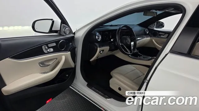 Mercedes-Benz E-Class W213 — Фото автомобиля 15