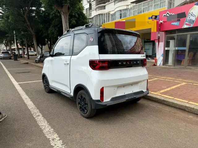 Wuling Hongguang Mini EV — Фото автомобиля 7