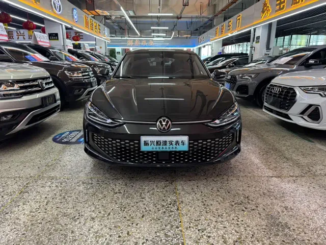 Volkswagen Lamando — Фото автомобиля 2