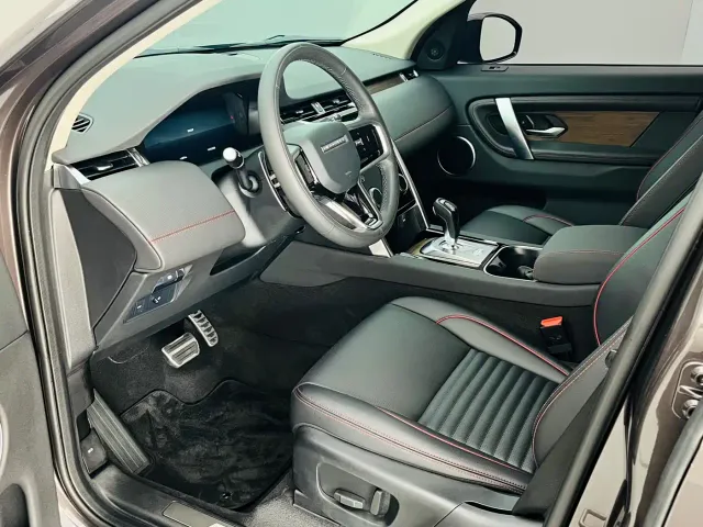 Land Rover Discovery Sport — Фото автомобиля 4