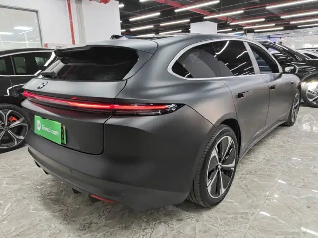 Nio ET5 Touring — Фото автомобиля 6