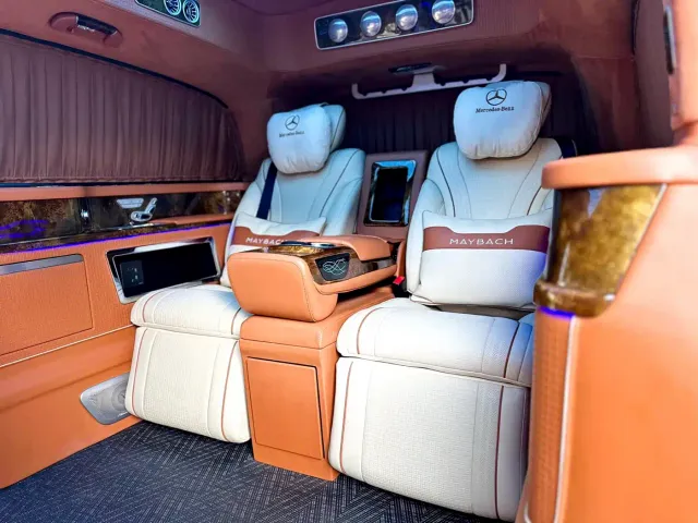 Mercedes-Benz V-Class — Фото автомобиля 13