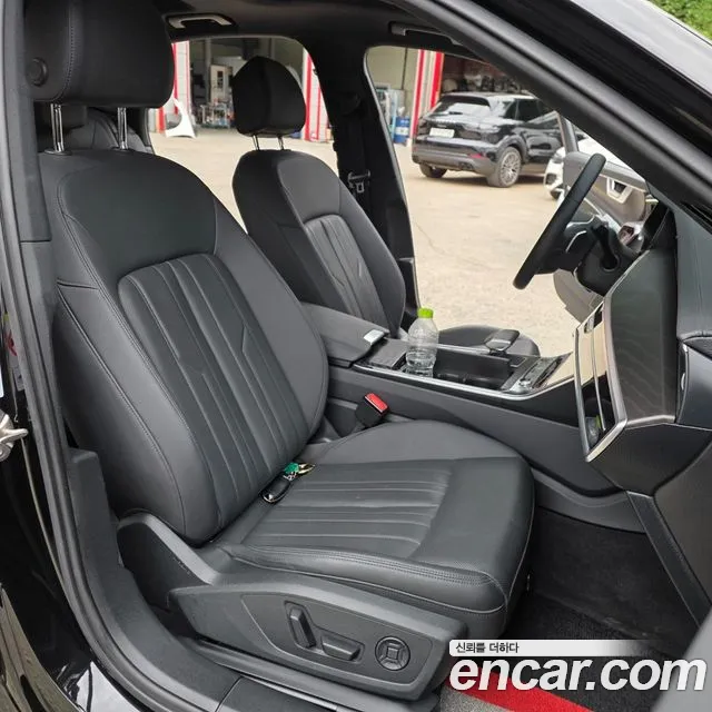 Audi A6 C8 — Фото автомобиля 10