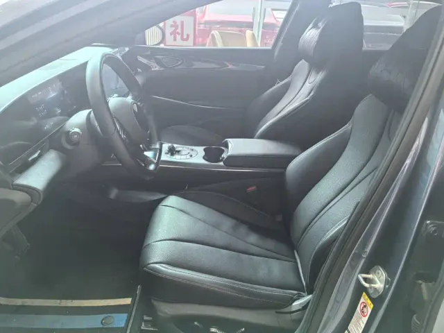 BYD Seal — Фото автомобиля 10