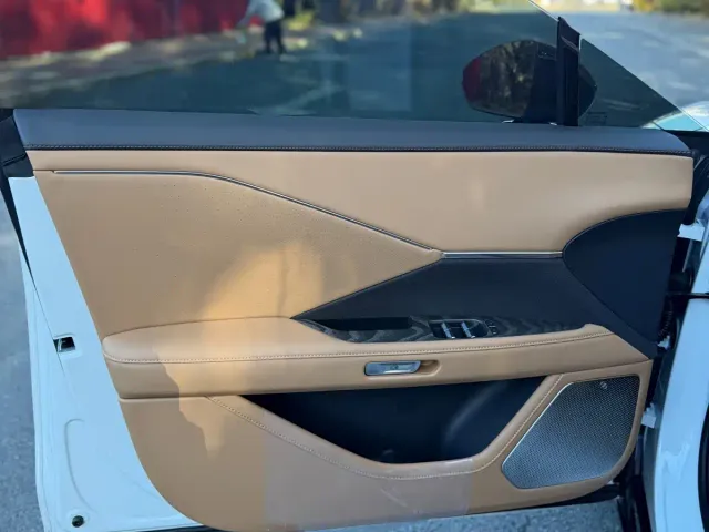 Toyota BoZhi 7 — Фото автомобиля 12