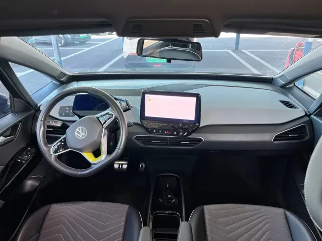 Volkswagen ID.3 — Фото автомобиля 17