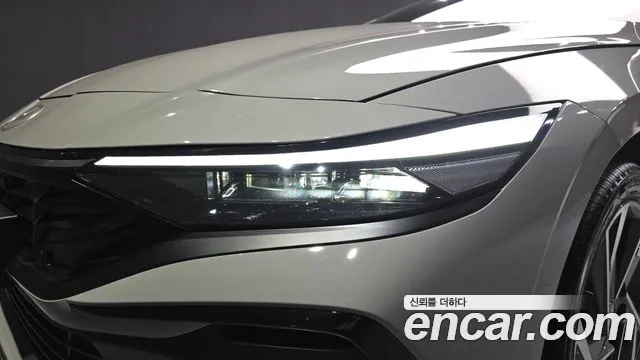 Hyundai Avante — Фото автомобиля 7