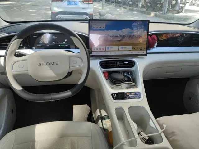 Geely Starry Wish — Фото автомобиля 12