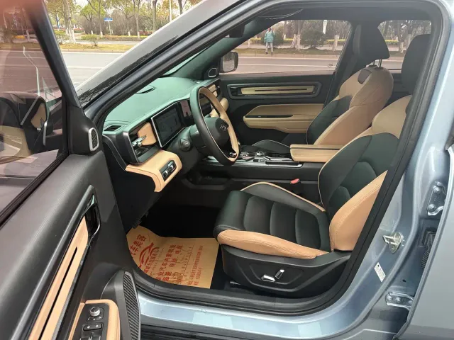 Geely ICON — Фото автомобиля 8