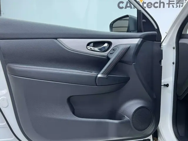 Nissan Qashqai — Фото автомобиля 10