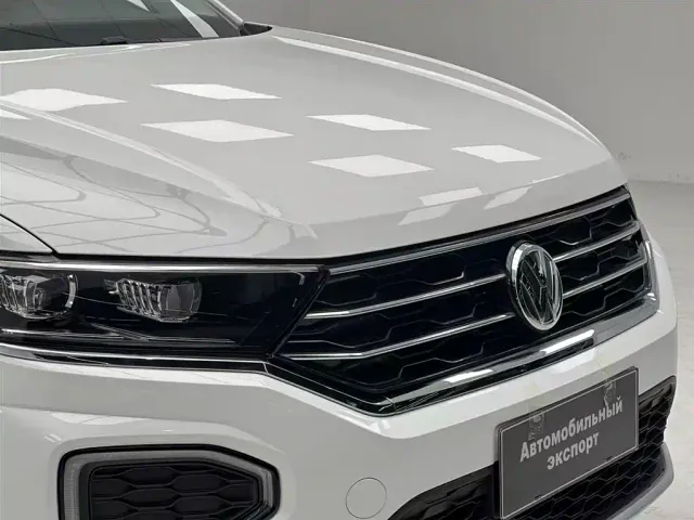Volkswagen T-Roc — Фото автомобиля 5
