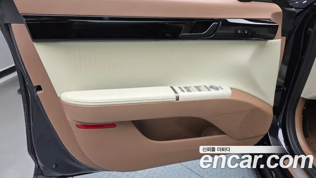 Hyundai Grandeur GN7 — Фото автомобиля 13