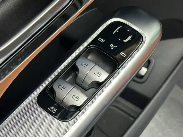 Mercedes-Benz GLC-Class — Фото автомобиля 11