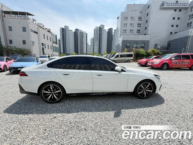 BMW 5 Series G60 — Фото автомобиля 6