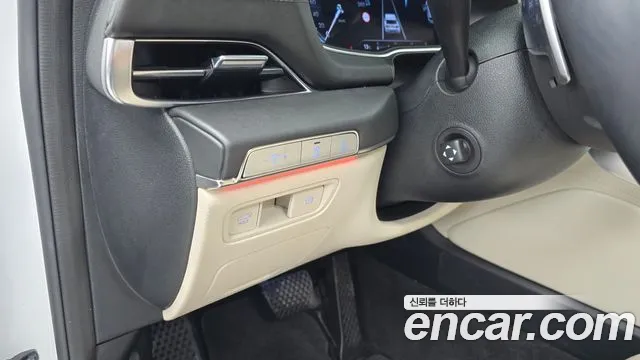 Genesis GV80 — Фото автомобиля 26