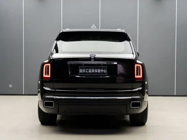 Rolls-Royce Cullinan — Фото автомобиля 7