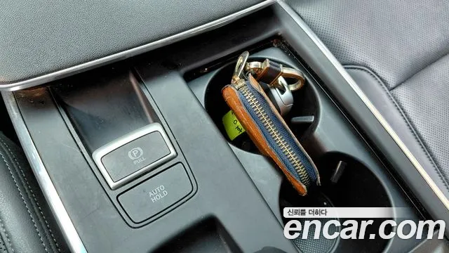 Hyundai Grandeur Premium — Фото автомобиля 16