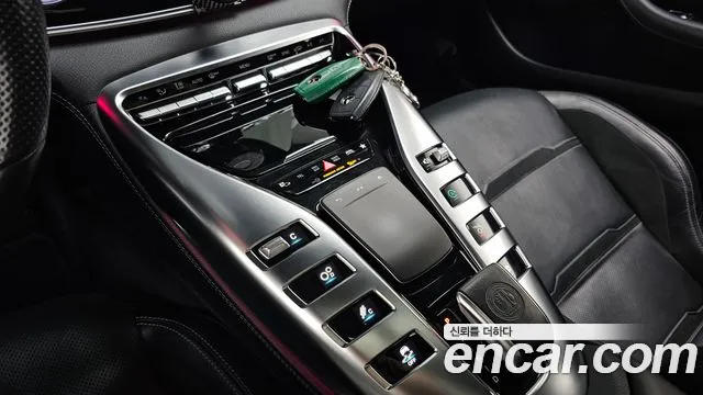 Mercedes-Benz AMG GT 4 двери 43 4MATIC+ — Фото автомобиля 25