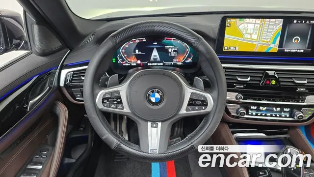 BMW 5 Series G30 — Фото автомобиля 19
