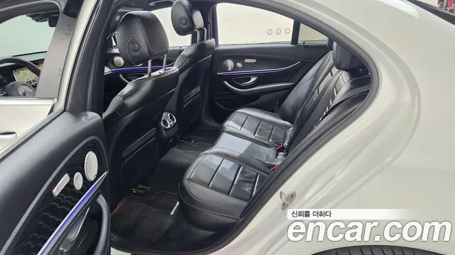 Mercedes-Benz E-Class W213 — Фото автомобиля 17