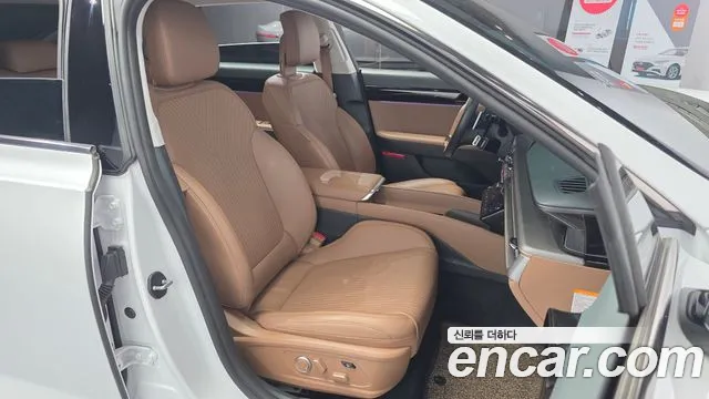 Hyundai Grandeur GN7 — Фото автомобиля 17