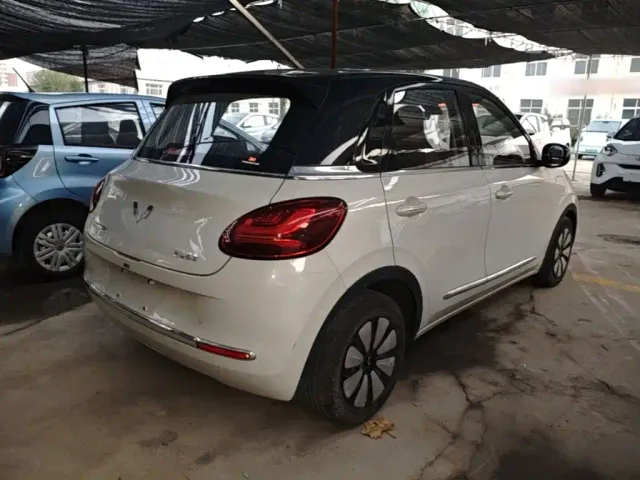 Wuling Bingo — Фото автомобиля 6