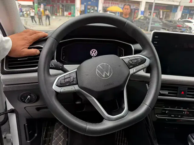 Volkswagen Tayron — Фото автомобиля 8