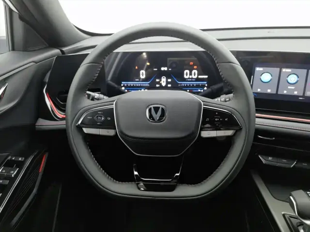 Changan X5 Plus — Фото автомобиля 11